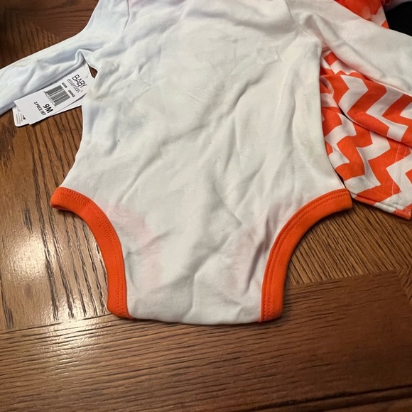 Hello little pumpkin 🎃-lot set of 3 new born/ older! - Picture 10 of 15